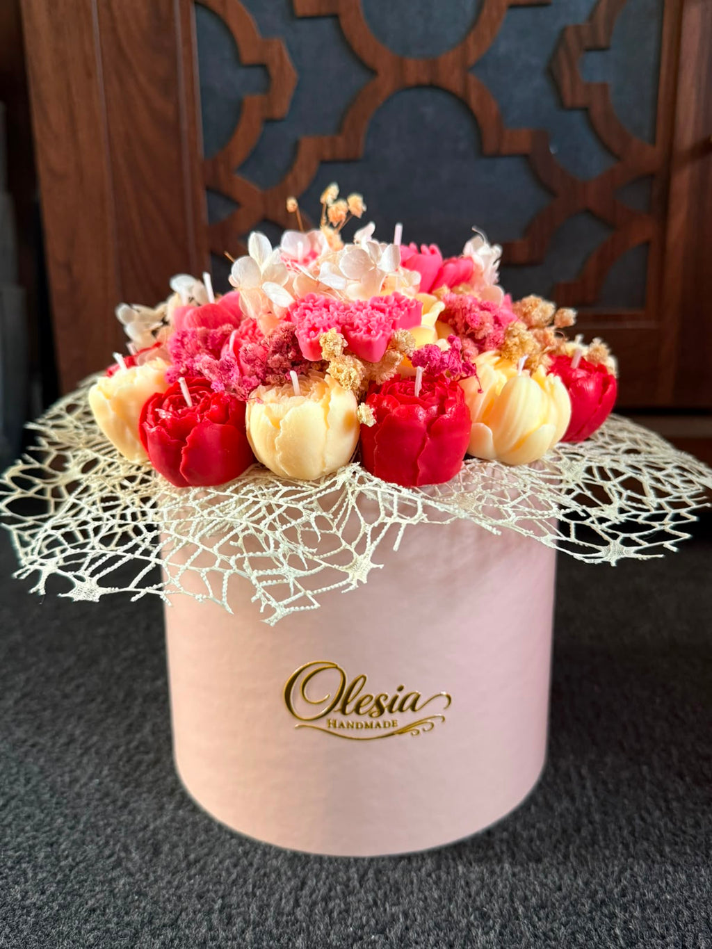 Blush Romance Luxury Candle Bouquet