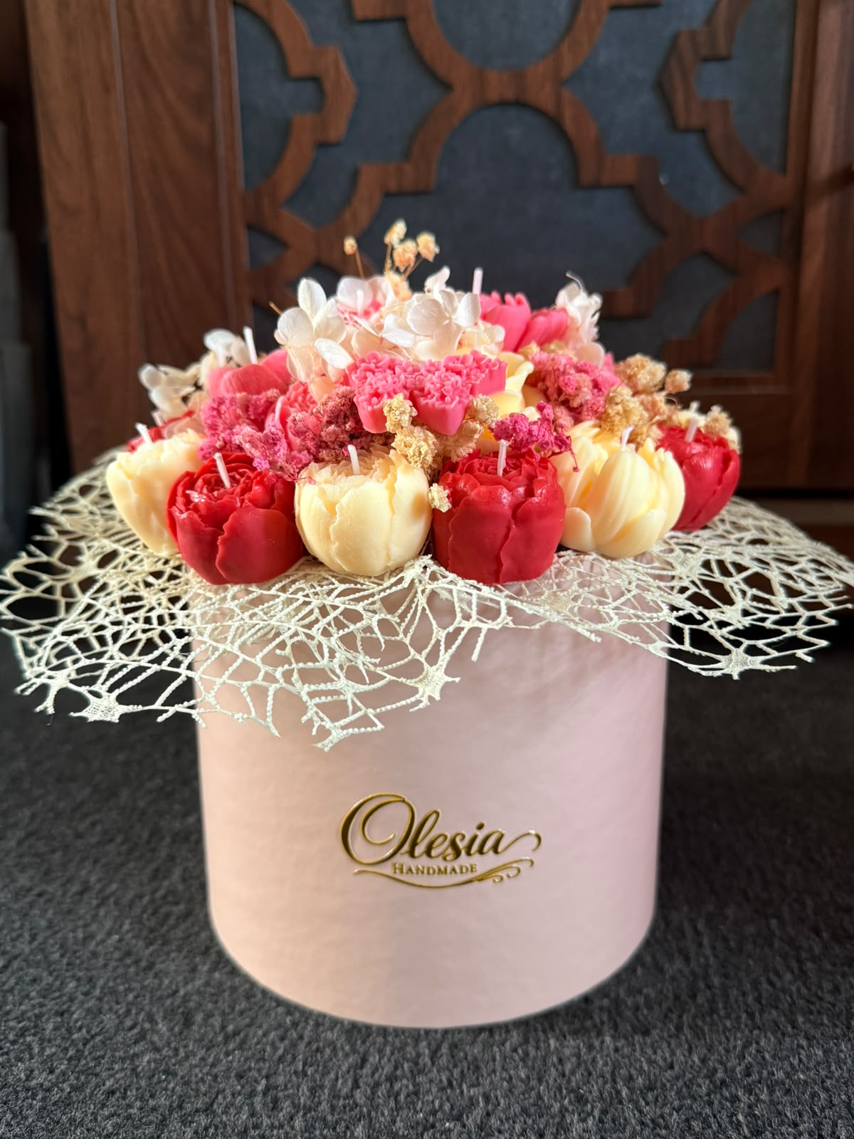 Blush Romance Luxury Candle Bouquet