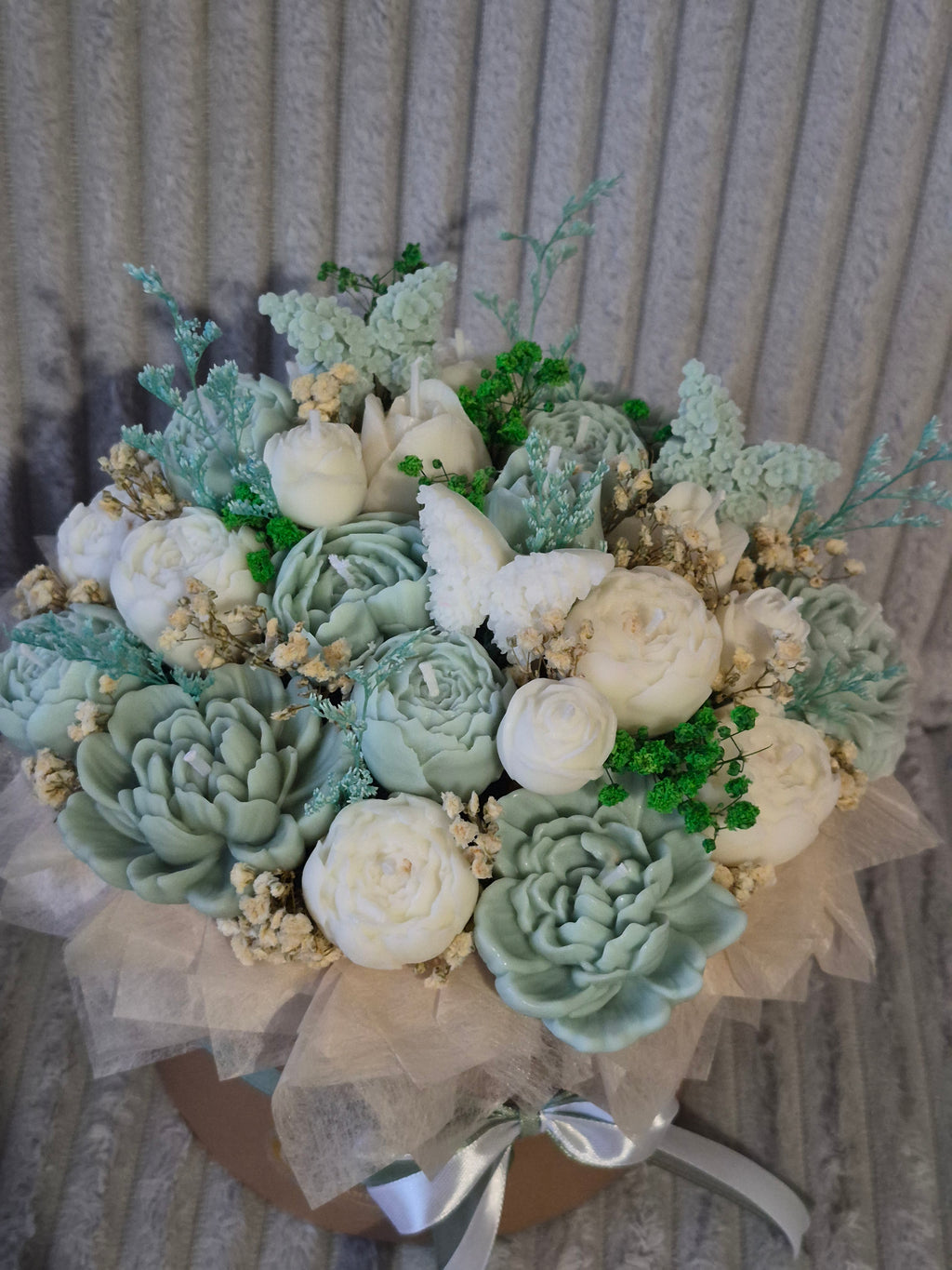 Luxury Floral Candle Bouquet in Hat Box