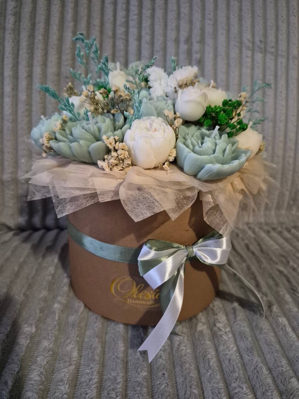 Luxury Floral Candle Bouquet in Hat Box