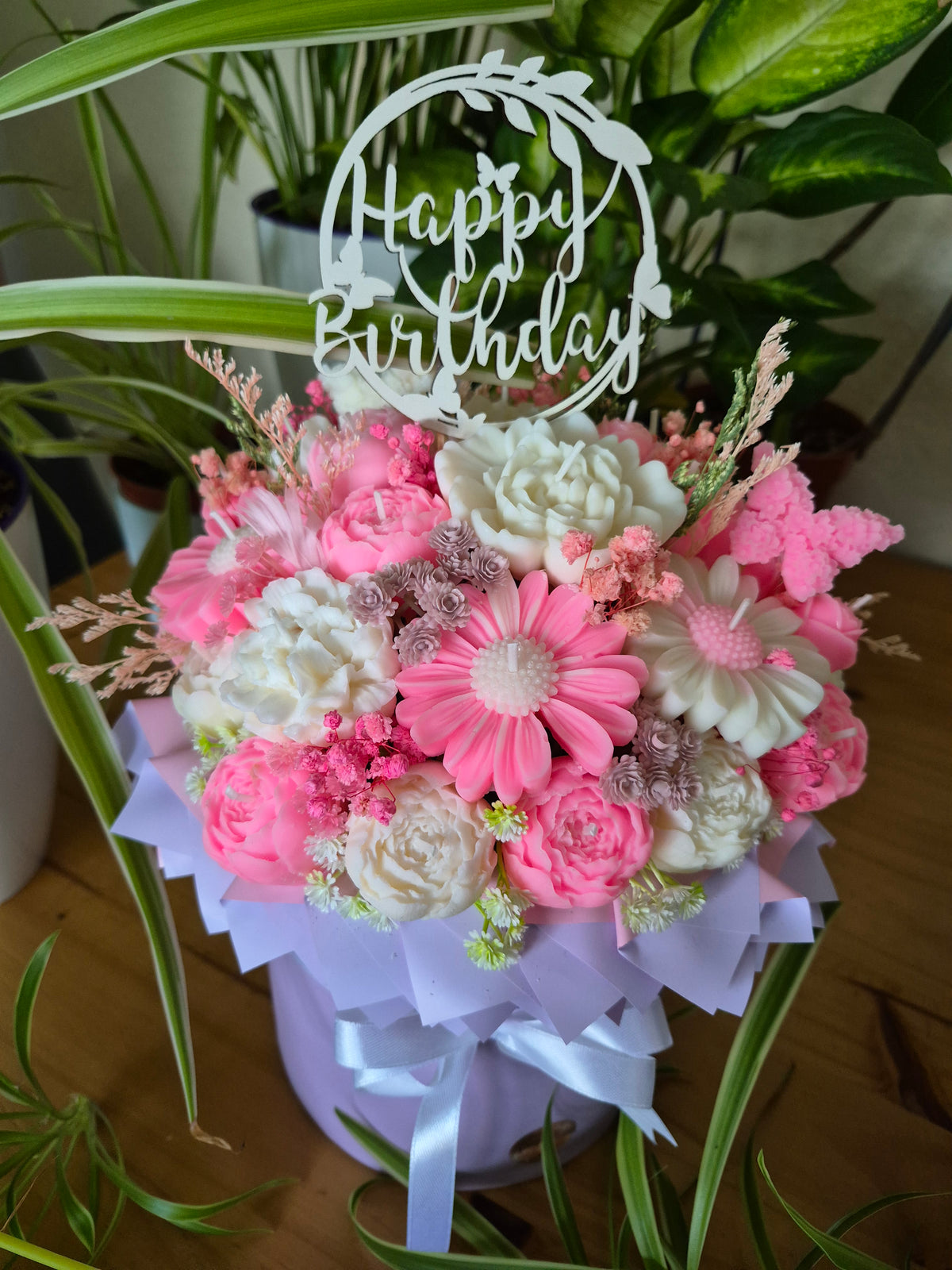 Luxury Candle Flower Bouquet in Hat Box – Pink & White | Handmade Gift