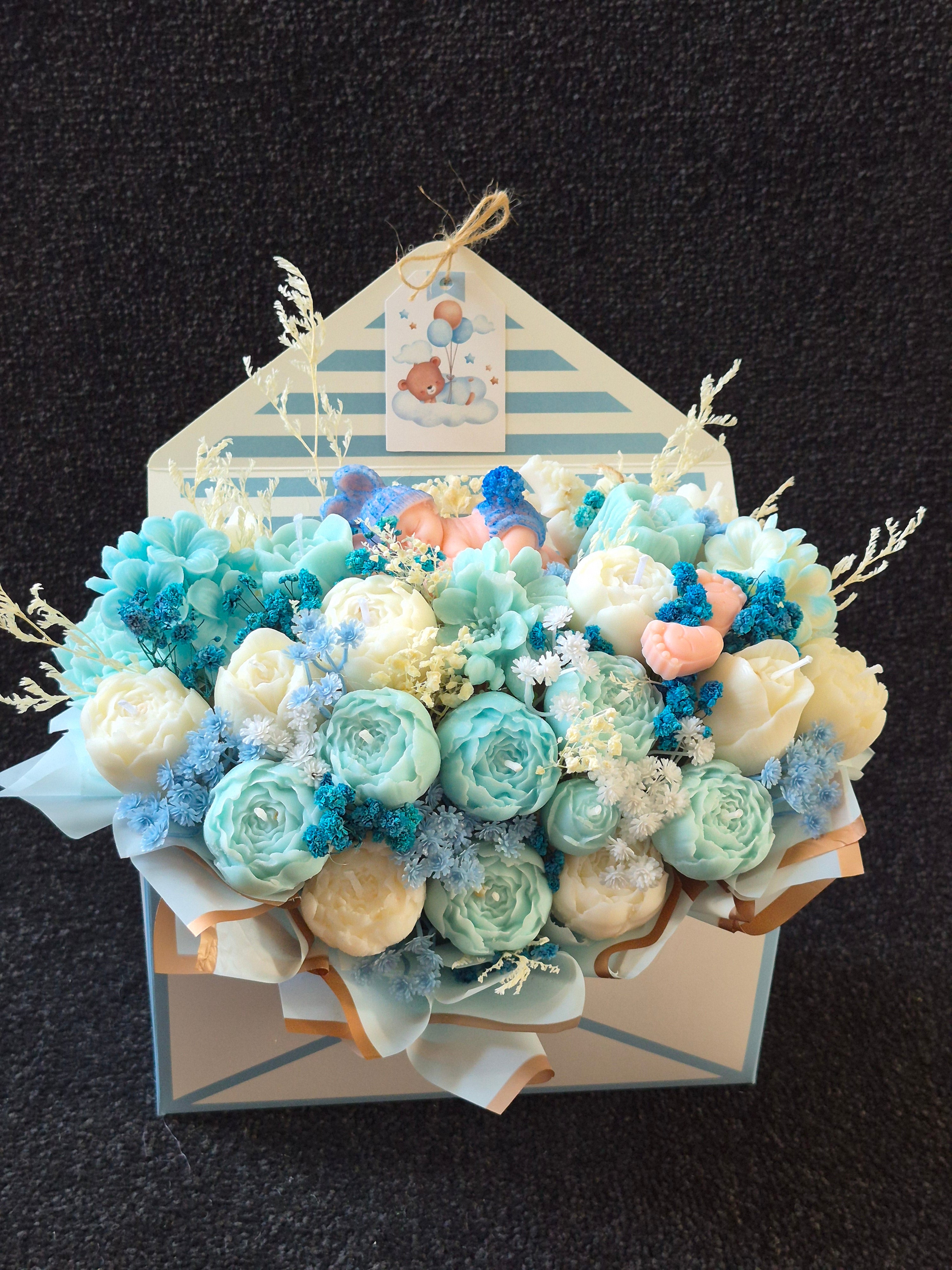 Little Prince Luxury Candle Bouquet – New Baby Boy Gift