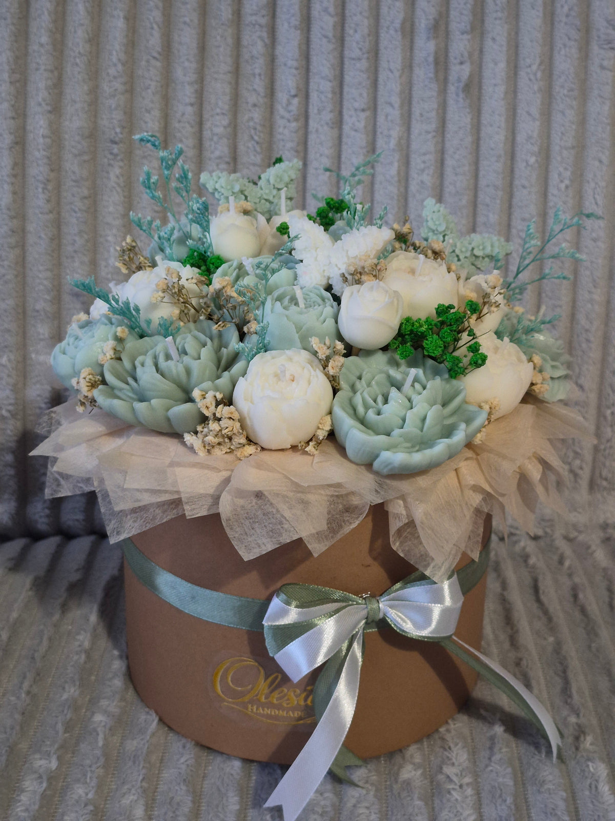 Luxury Floral Candle Bouquet in Hat Box